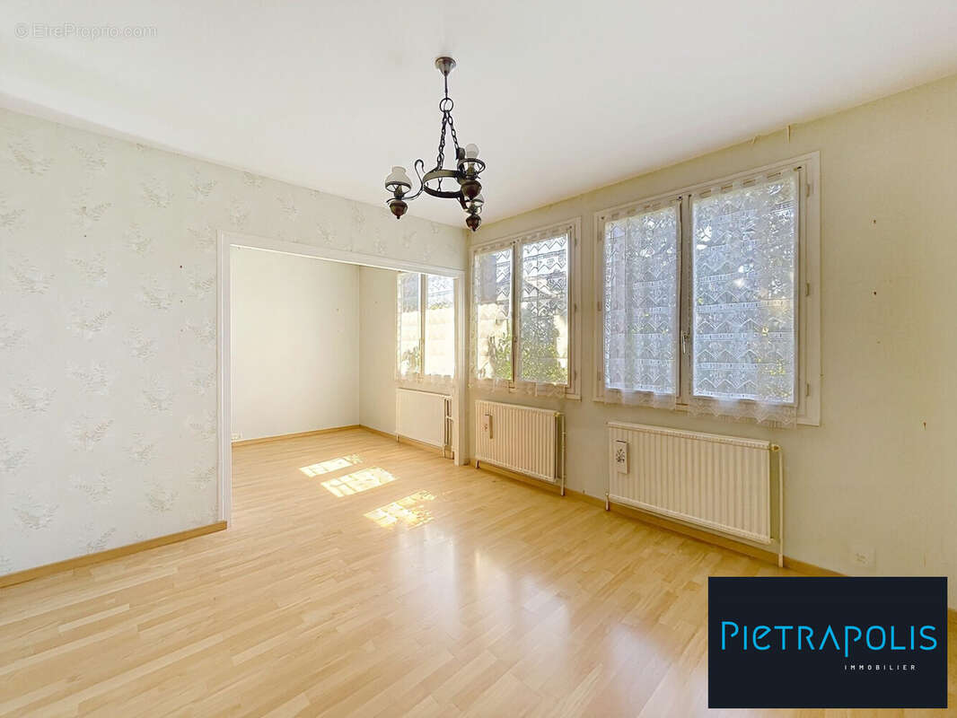 Maison à SENNECEY-LES-DIJON