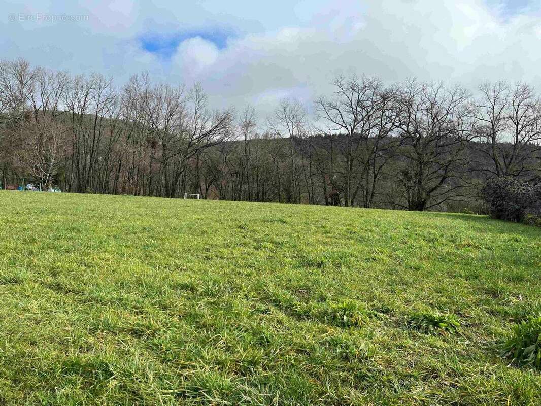Terrain à CAHORS