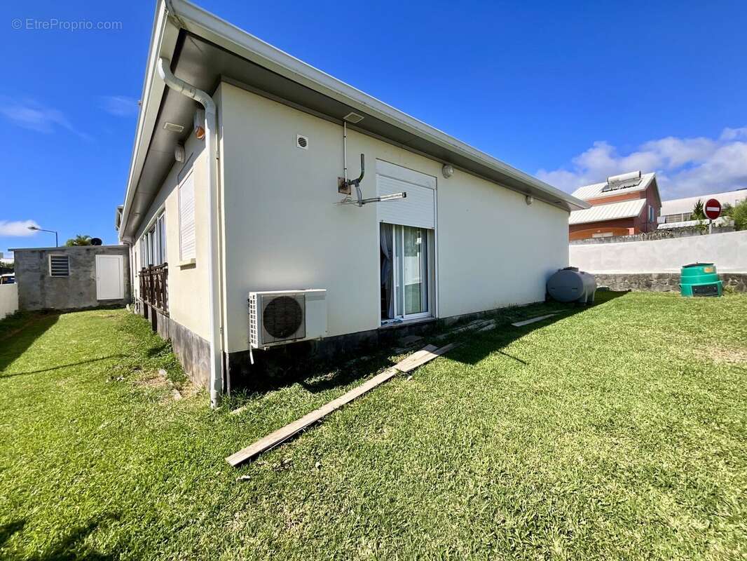 Maison 127 m² à Sainte-Marie  - photo 7