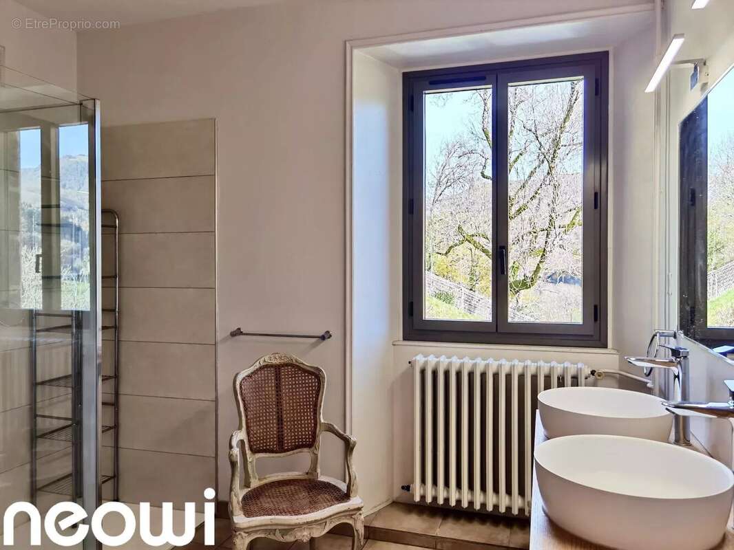 Maison à SAINT-CIRGUES-DE-JORDANNE