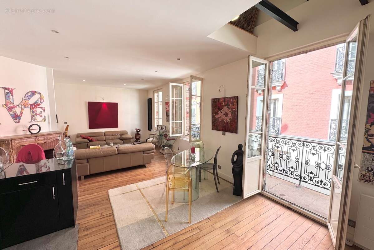 Maison à PARIS-14E