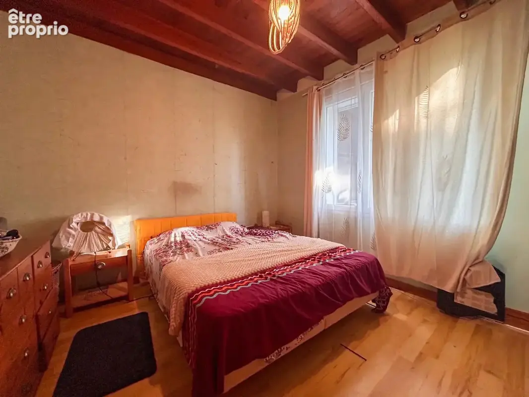 SAINT REMY : Maison de plain-pied de 150 m² à restaurer sur 5 051 m² de terrain - photo 8