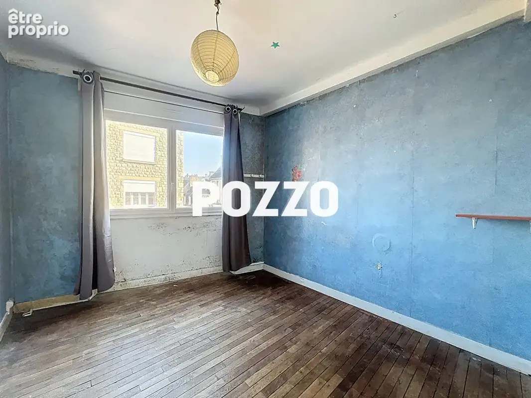 A Vendre - Immeuble 185 m² - Saint Hilaire Du Harcouet  - Local commercial - Appartement - cour - photo 5