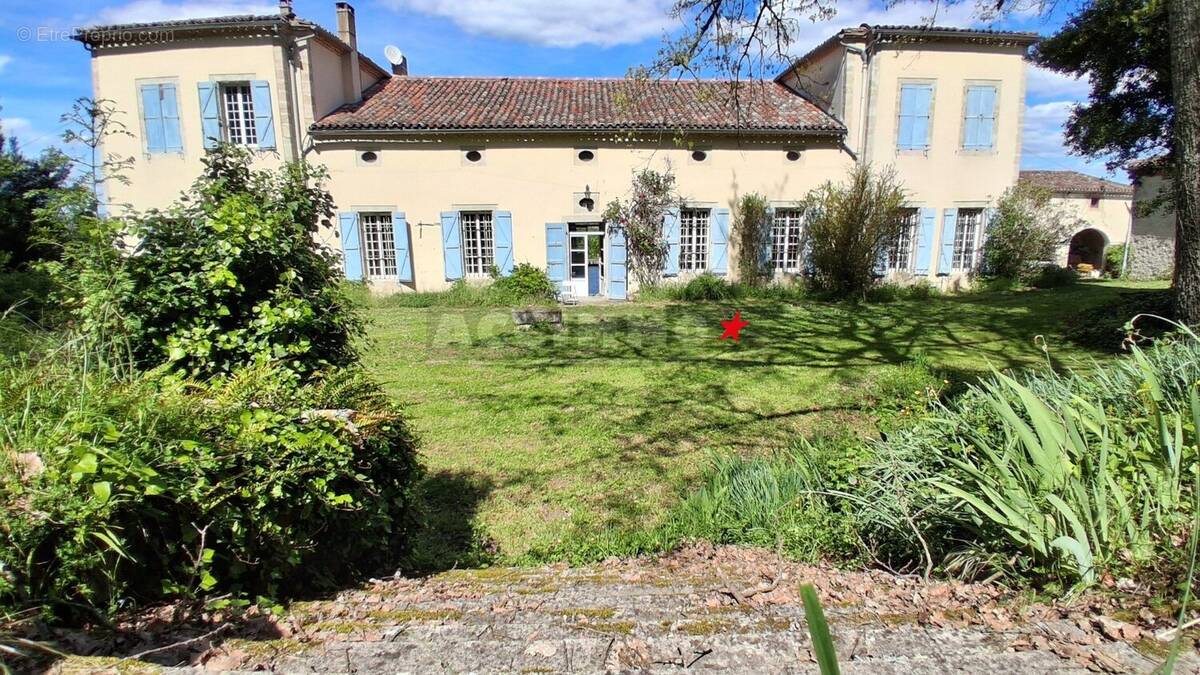 Maison à LAVAUR
