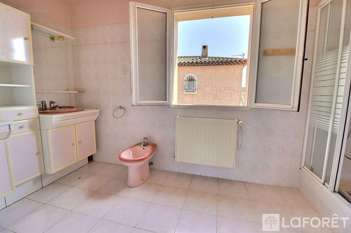 Maison à LA LONDE-LES-MAURES