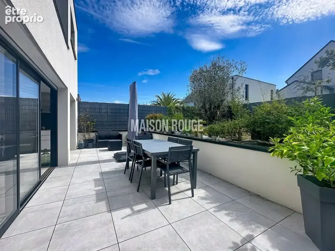 Maison récente 2018 - Parfait état - 4 chambres -  Jardin arboré - photo 2