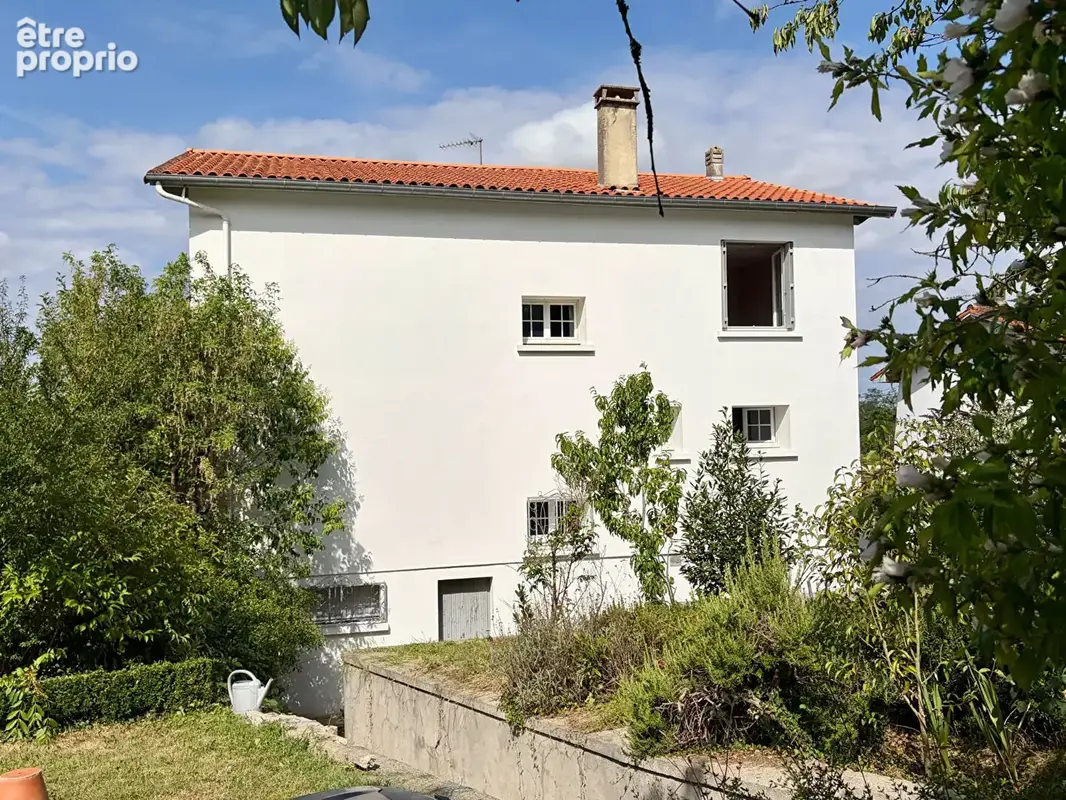 Belle maison des années 70, 4+ chambres, jardins de 2200 m², proche du centre ville - photo 6
