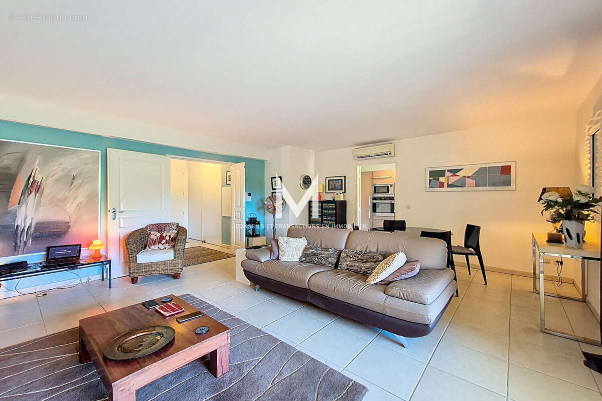 Maison 89 m² à Plan-De-La-Tour  - photo 5