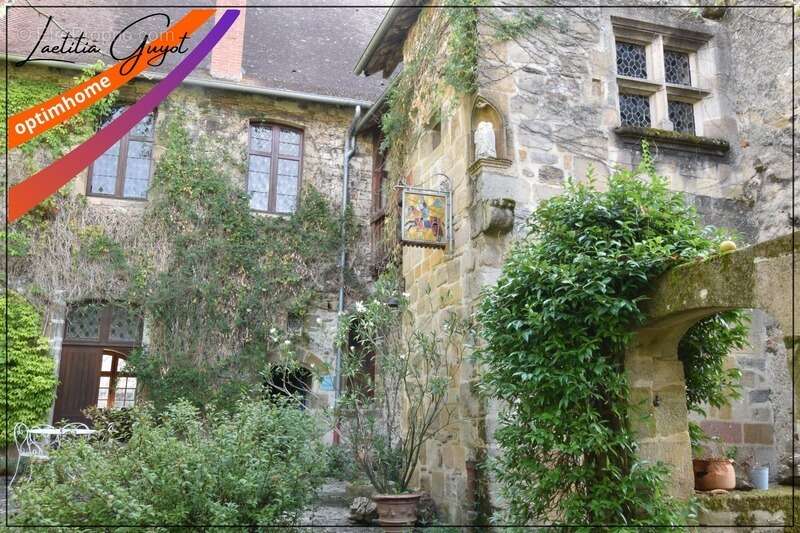 Maison à SOUVIGNY