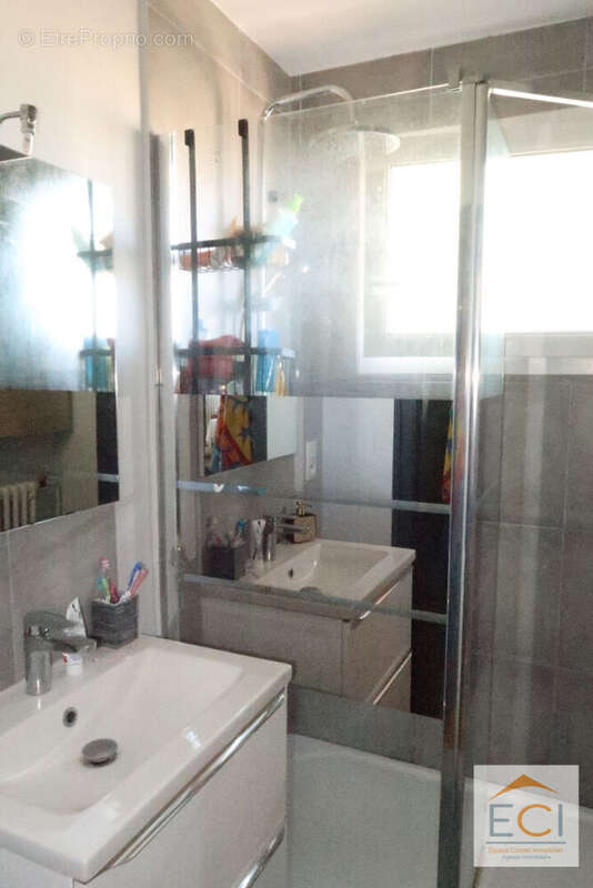 Appartement  dernier étage Limoges 4 pièce(s) 64.58 m2 - photo 9