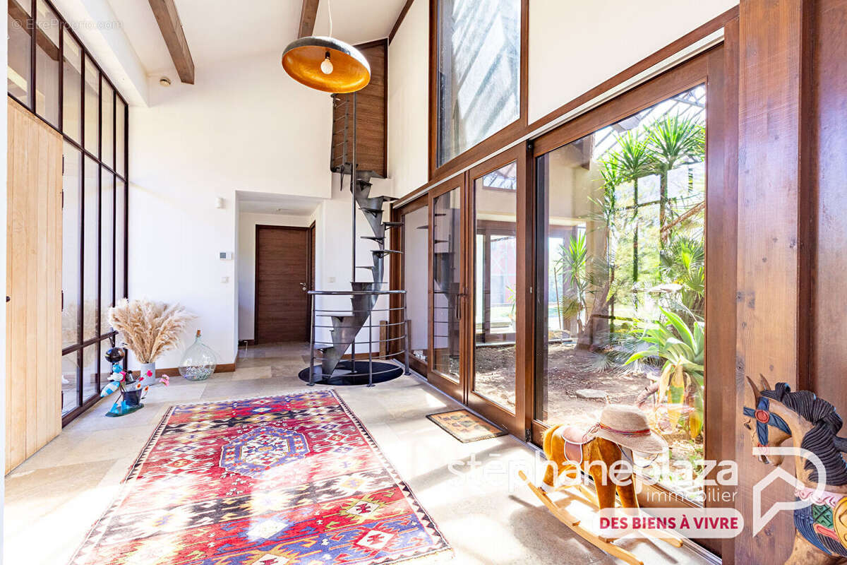 Maison à VERSAILLEUX