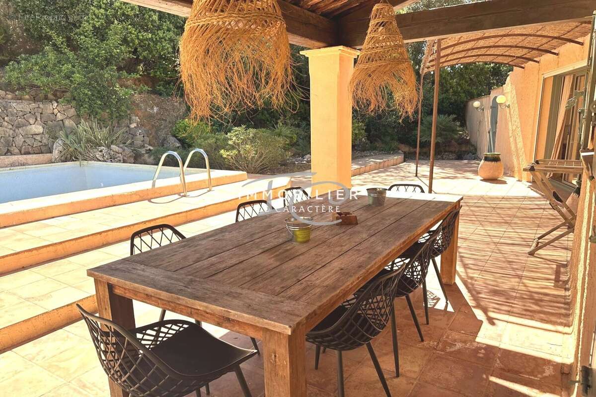 Maison à LA CROIX-VALMER