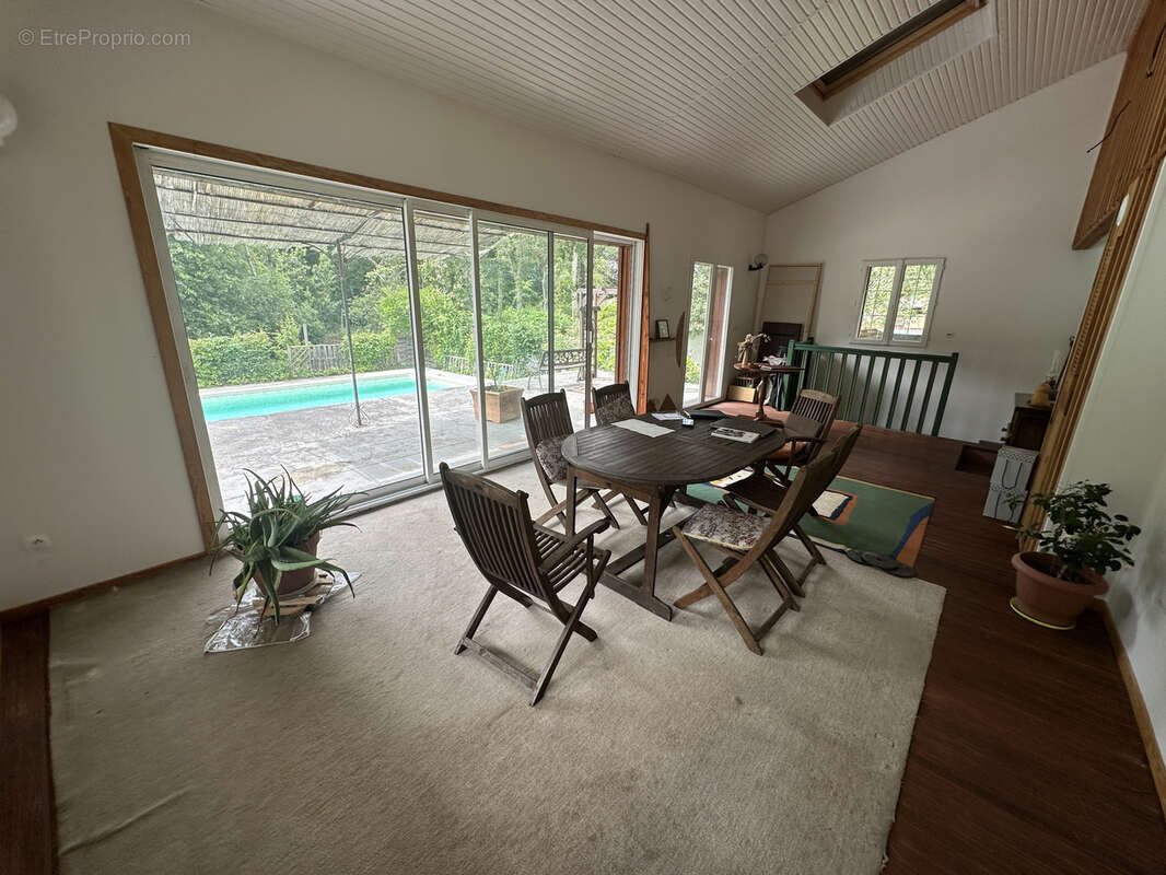 Maison à SADIRAC