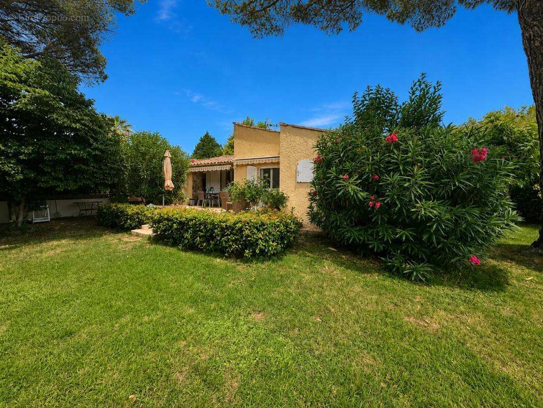 Maison à GRIMAUD