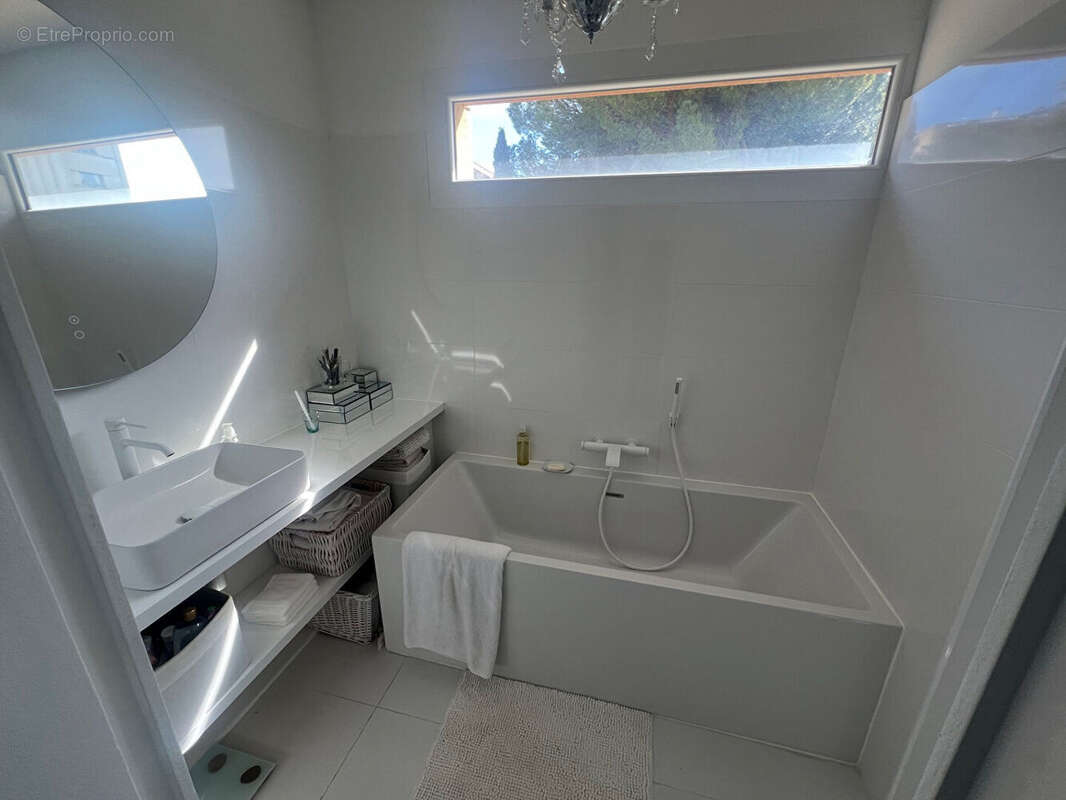 Appartement à AIX-EN-PROVENCE