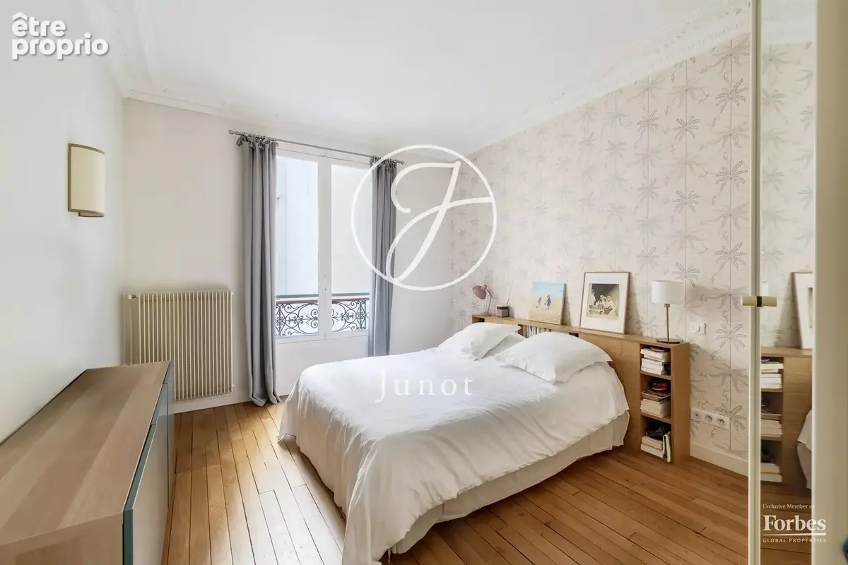 Paris 18e - AVENUE RACHEL - Appartement - 100,46m² Carrez - 2 chambres - Haussmannien - photo 17