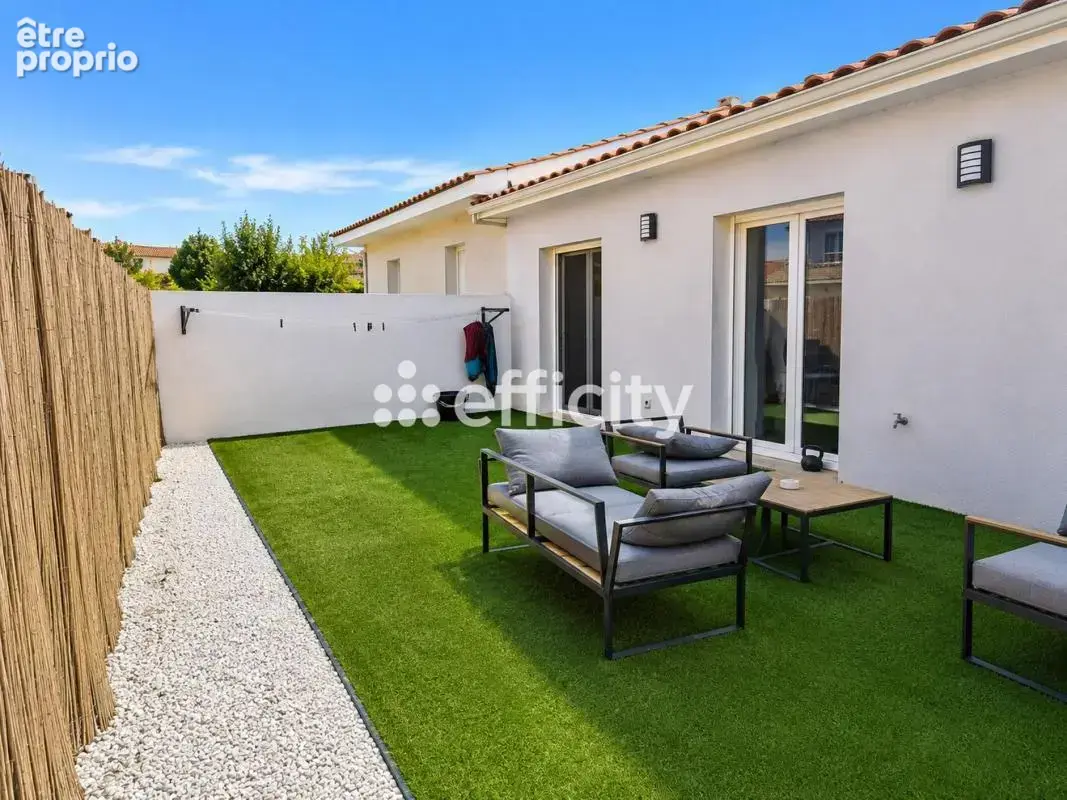 Maison 81 m² à Nissan-Lez-Enserune  - photo 1
