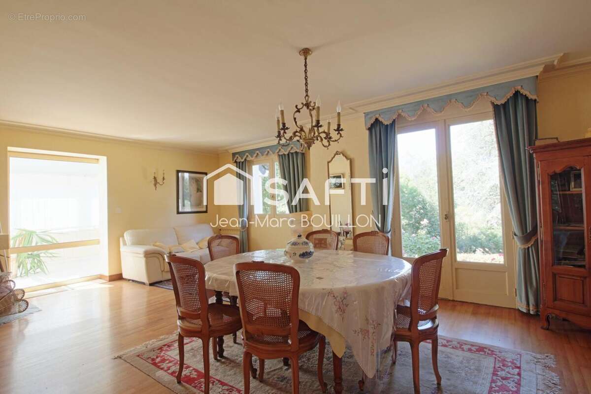 Photo 2 - Maison à PLUMELIAU