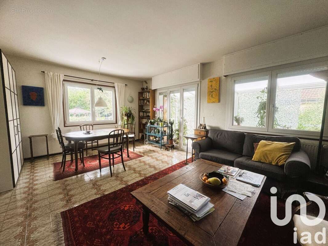 Photo 5 - Maison à VIRY