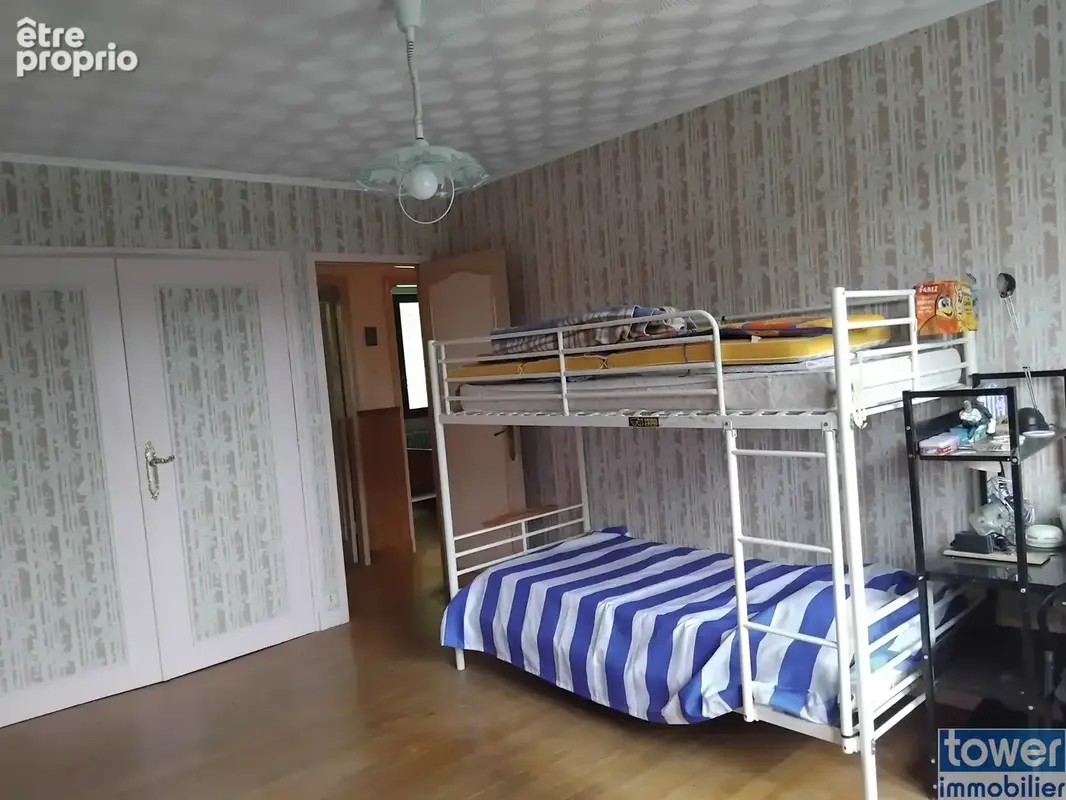 Maison de village familiale avec dépendance et grand terrain - photo 3