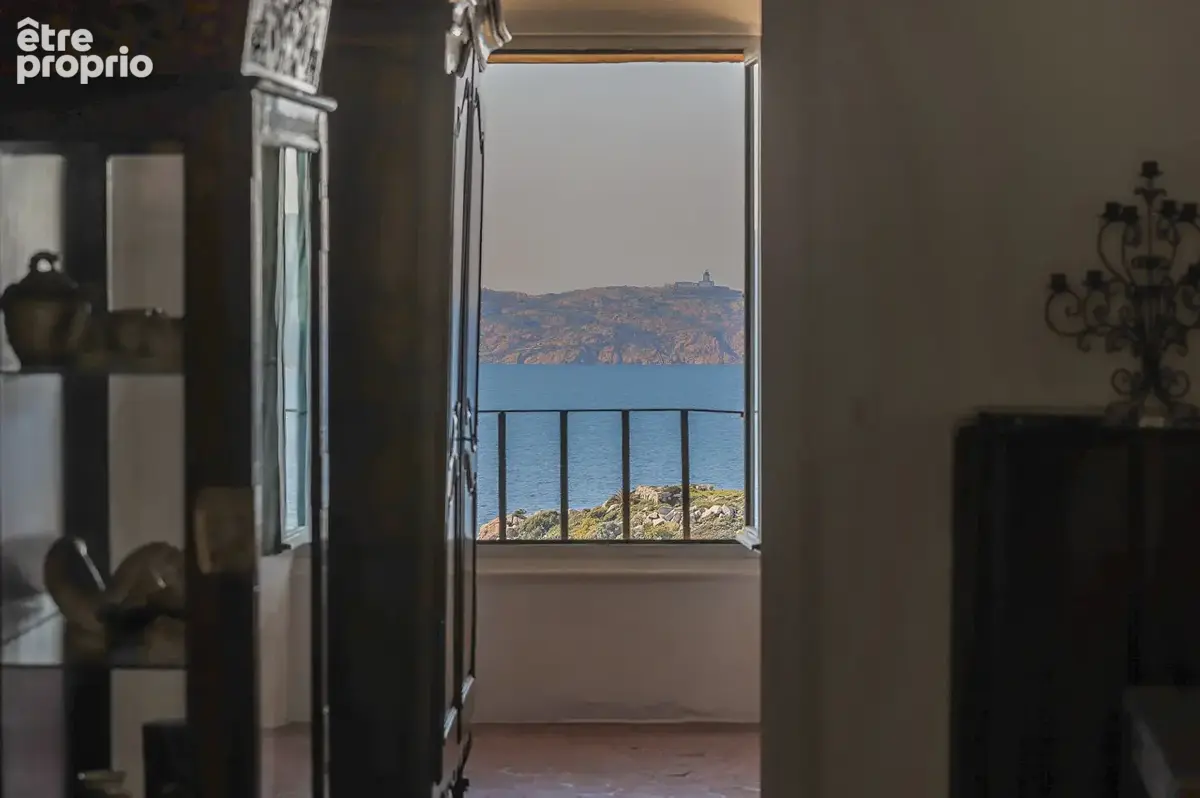 Appartement 85 m² avec jardin et vue Revellata Citadelle de Calvi - photo 6