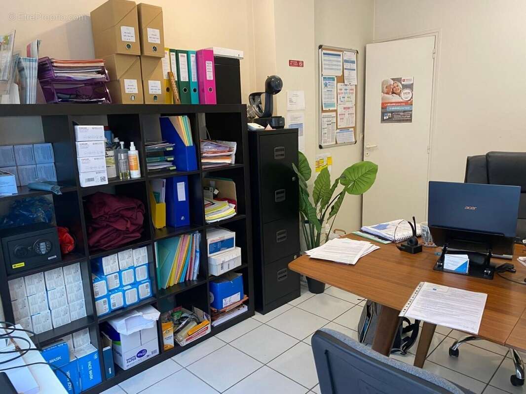 Commerce à PARIS-5E