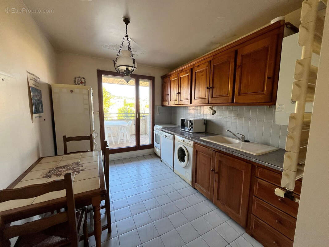 Appartement à HYERES