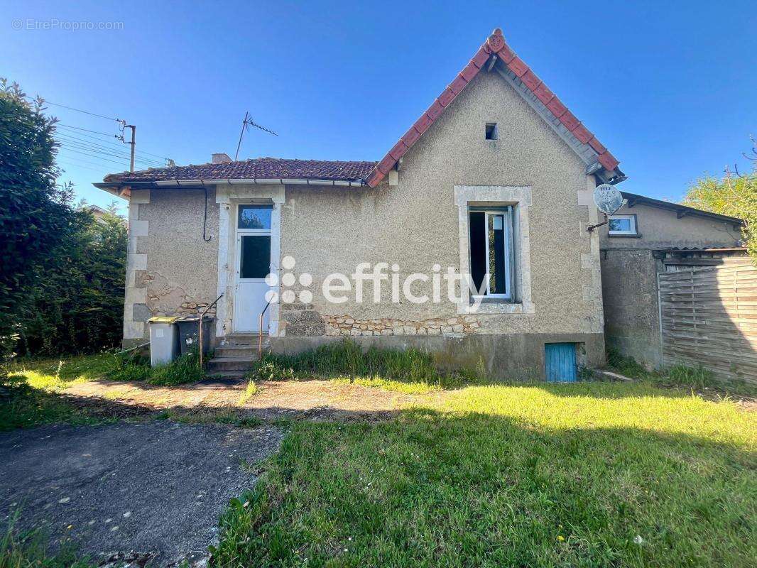 Maison 57 m² à Poitiers  - photo 2