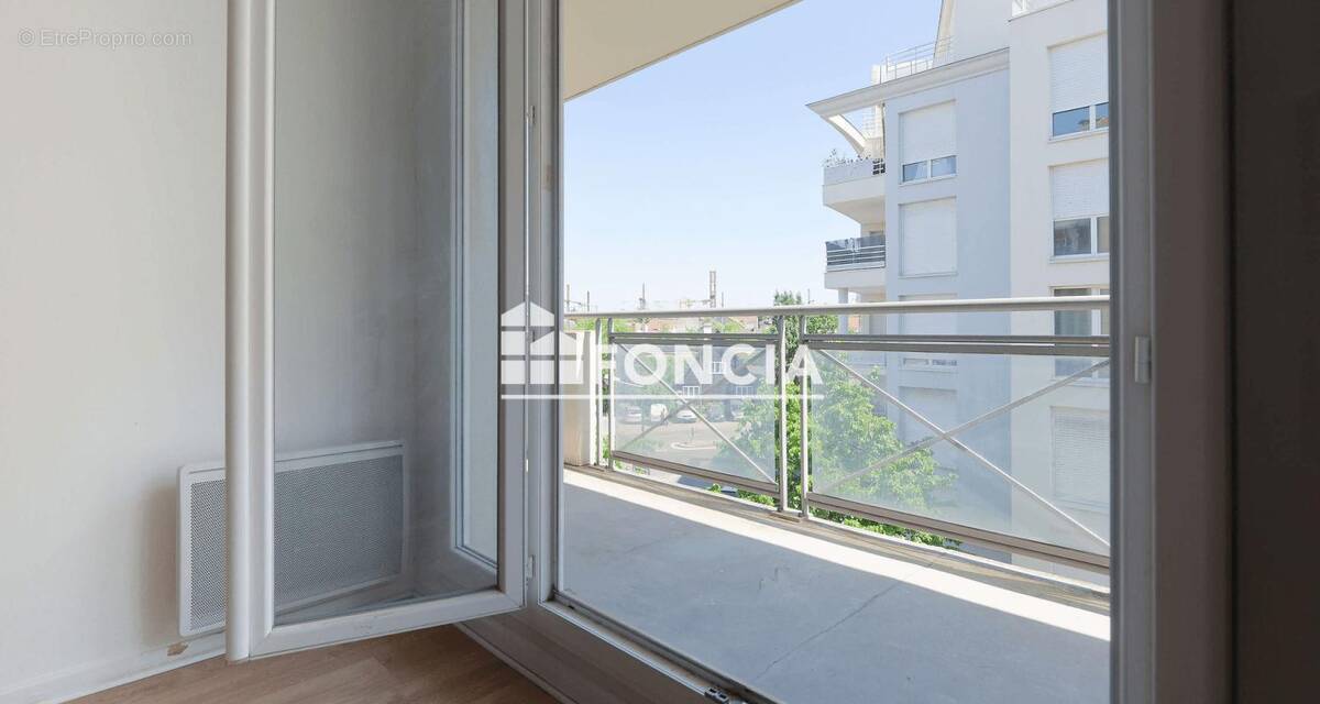 Appartement à MELUN
