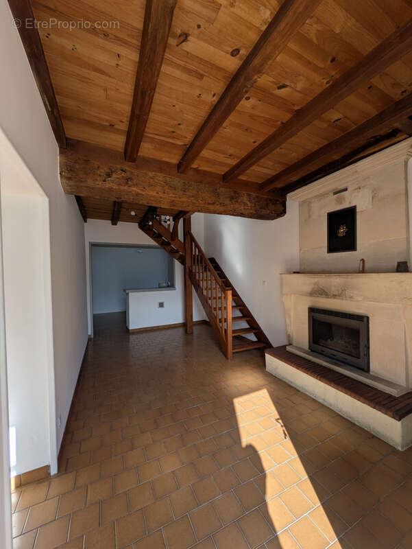 Maison à MONTILS