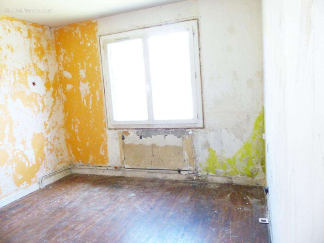 Maison de caractère à rénover -  Fort potentiel - Laussonne - photo 11