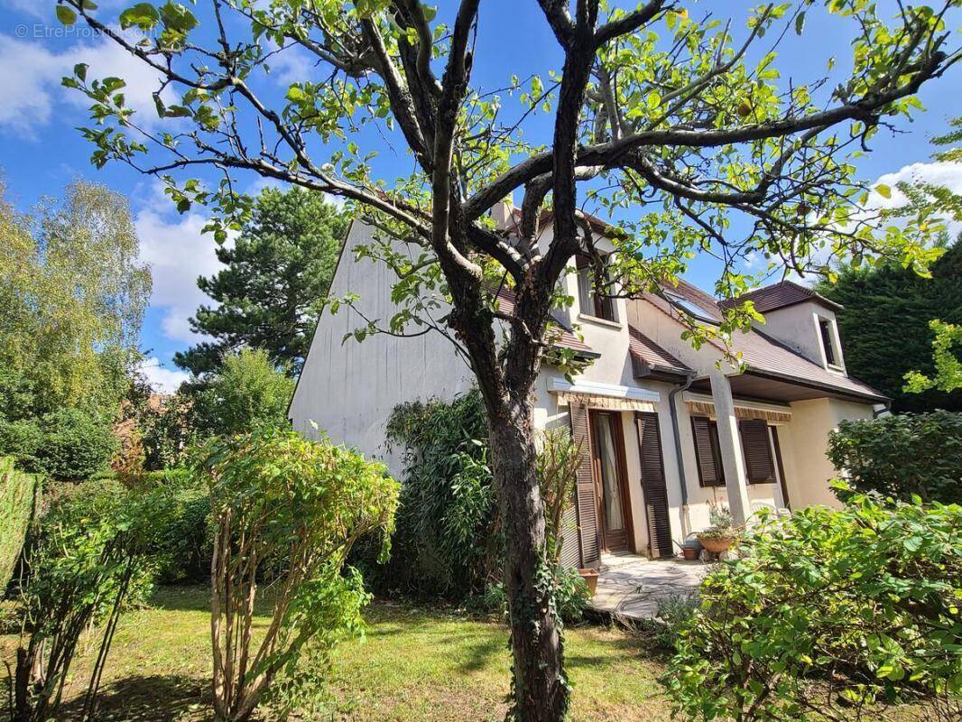 Maison à RUEIL-MALMAISON