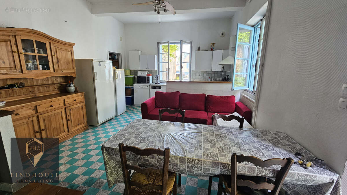 Maison à SARAMON