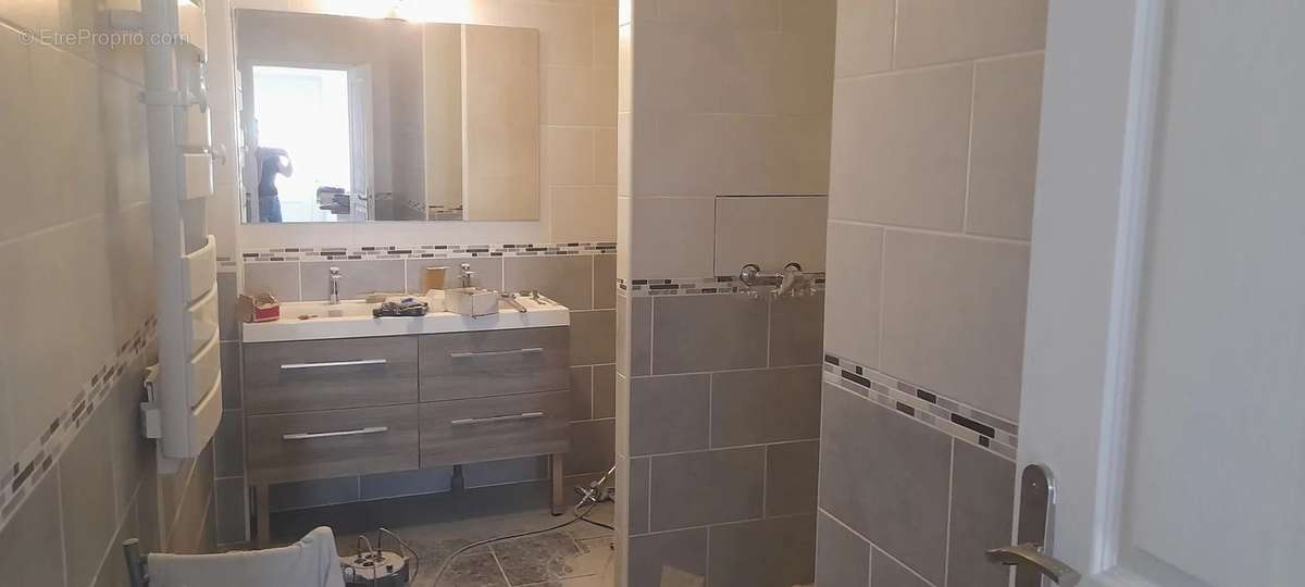 Maison à BAZINCOURT-SUR-SAULX