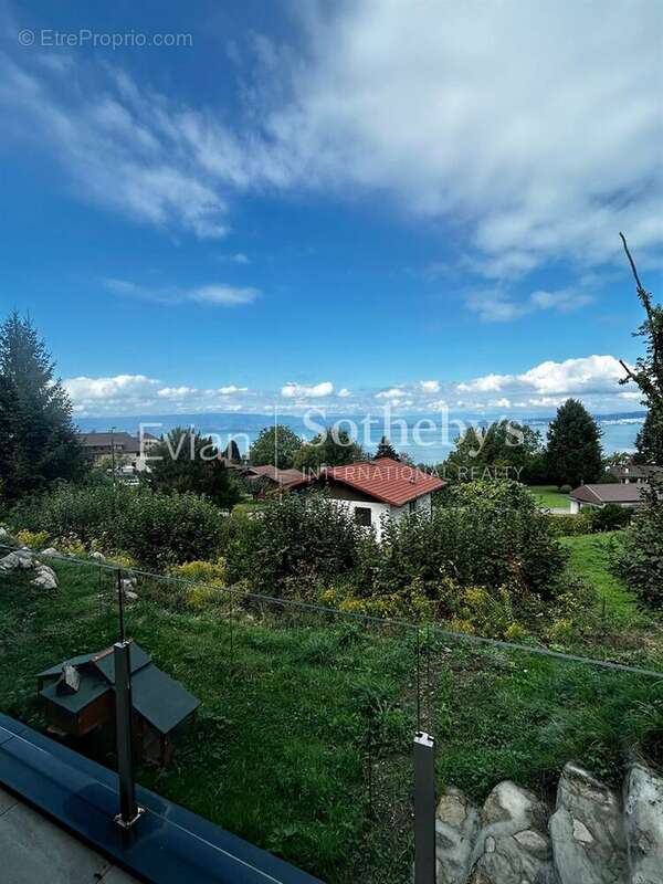 Maison à NEUVECELLE