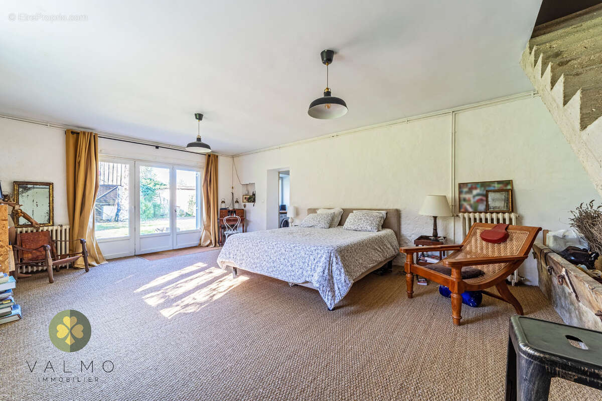 Maison à MONTFORT-L'AMAURY