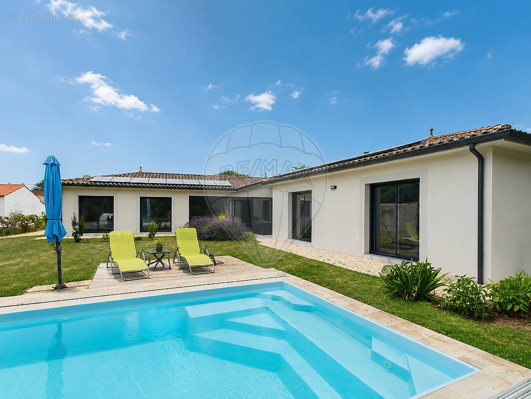 Maison à LA TREMBLADE