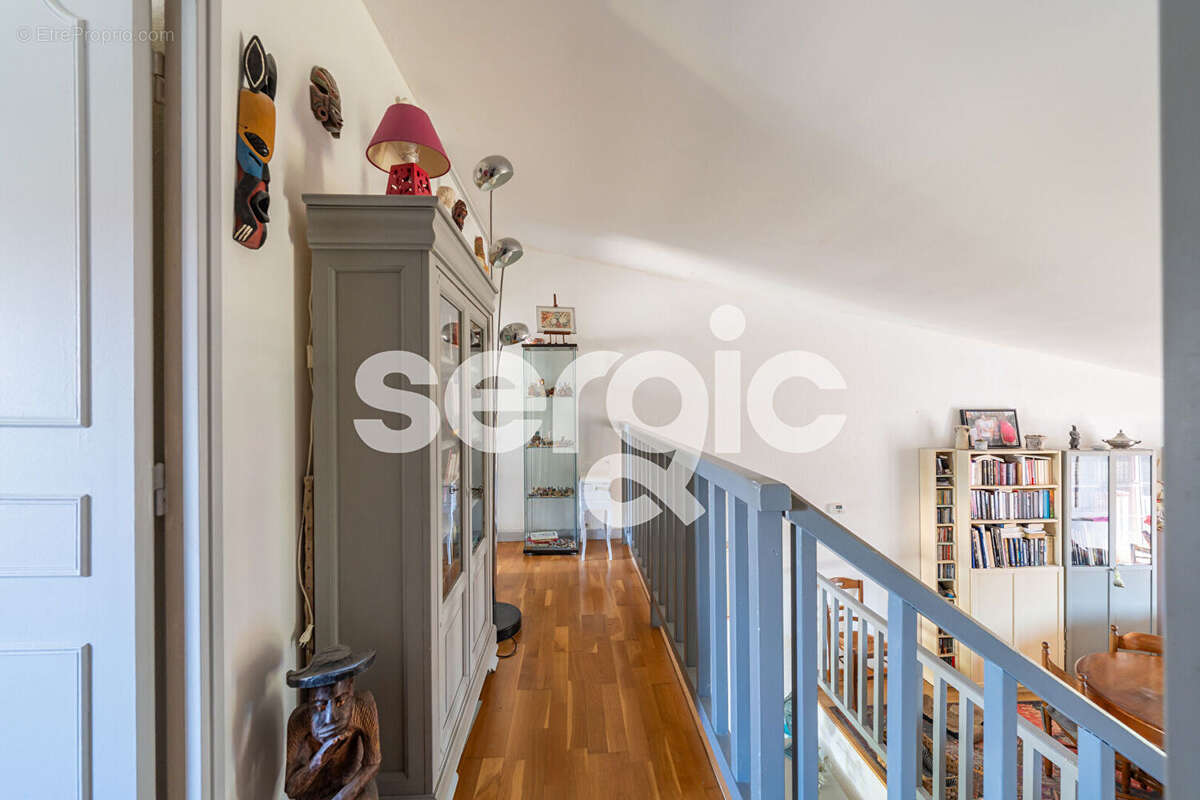VIAGER OCCUPÉ - F4 en duplex Vieux Torcy - Dame de 75 ans - photo 13