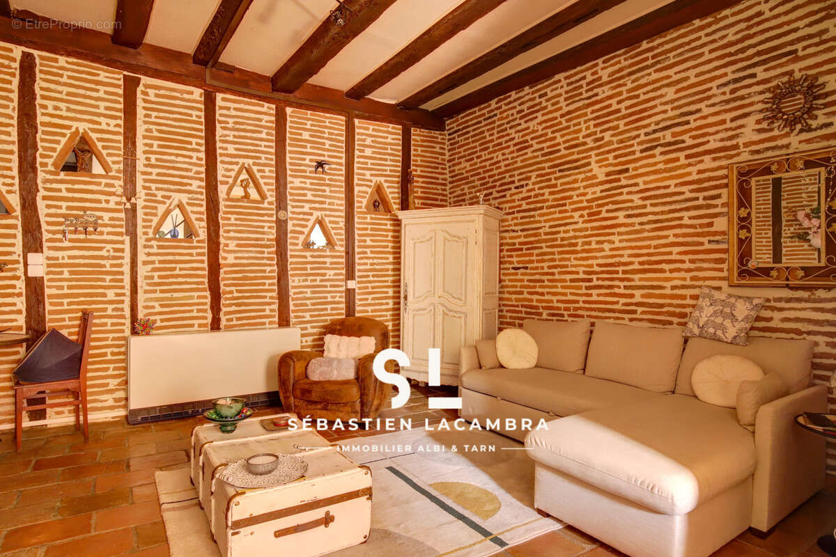 Maison à LISLE-SUR-TARN