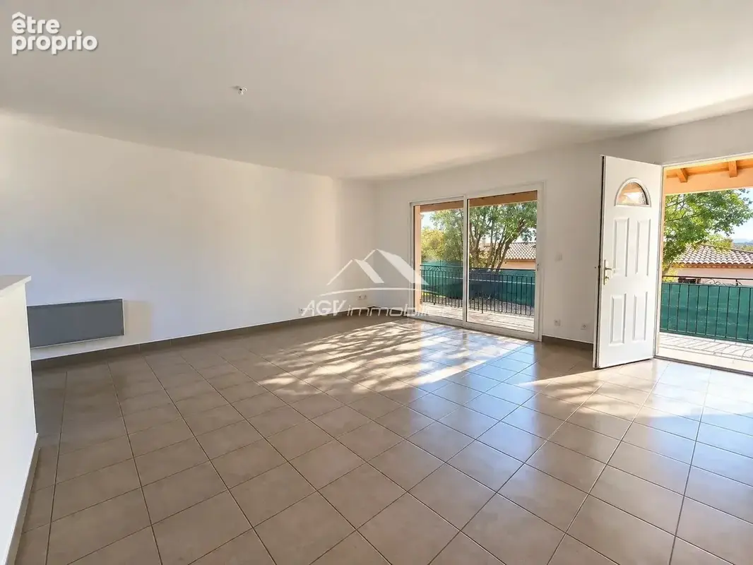 Lézan, maison plain pied, 2 chambres + 1 bureau, terrain clos - photo 4