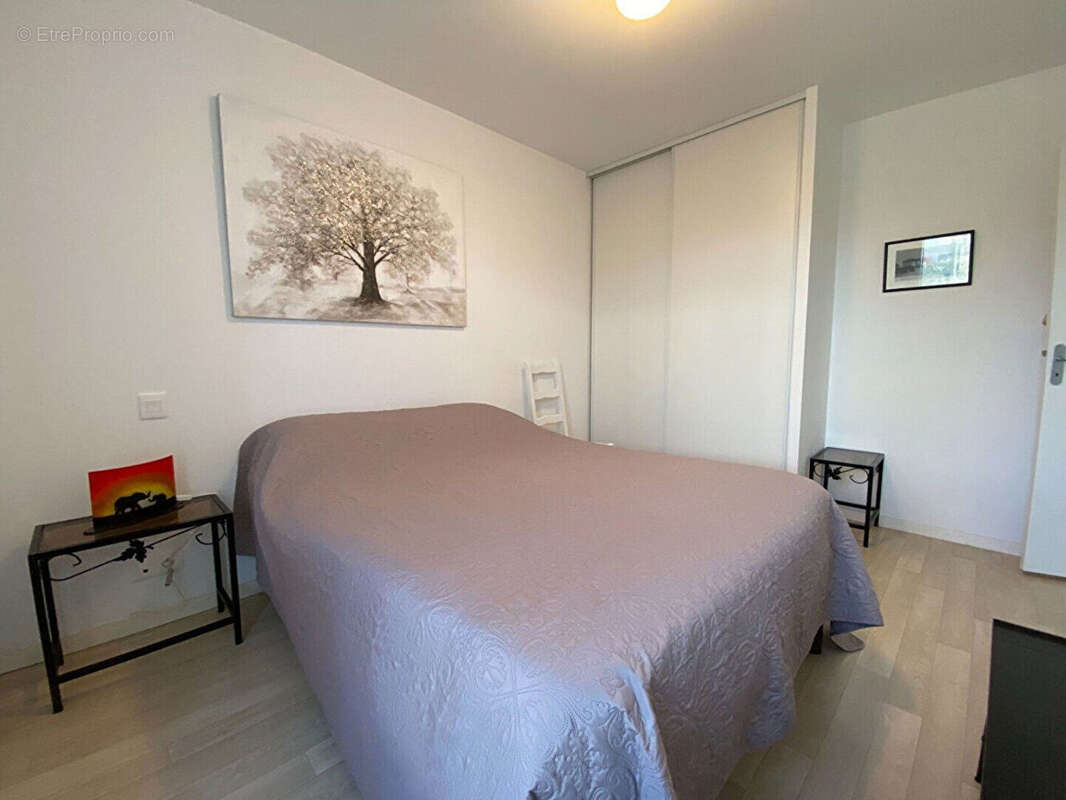Appartement à SENE