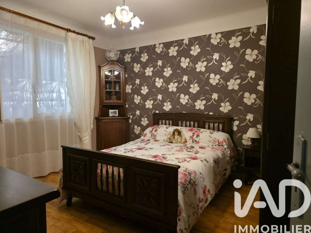 Maison 87 m² à Bazet  - photo 4