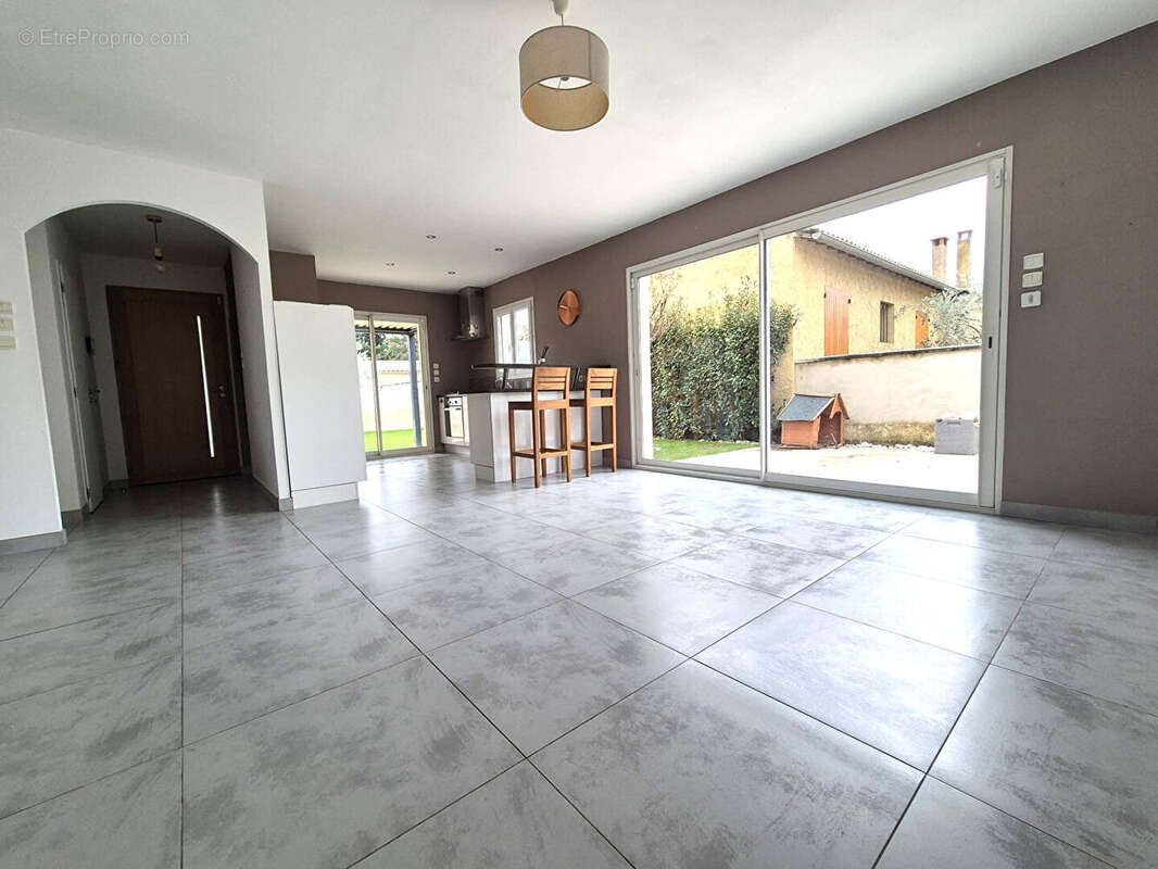 Maison à JONQUERETTES