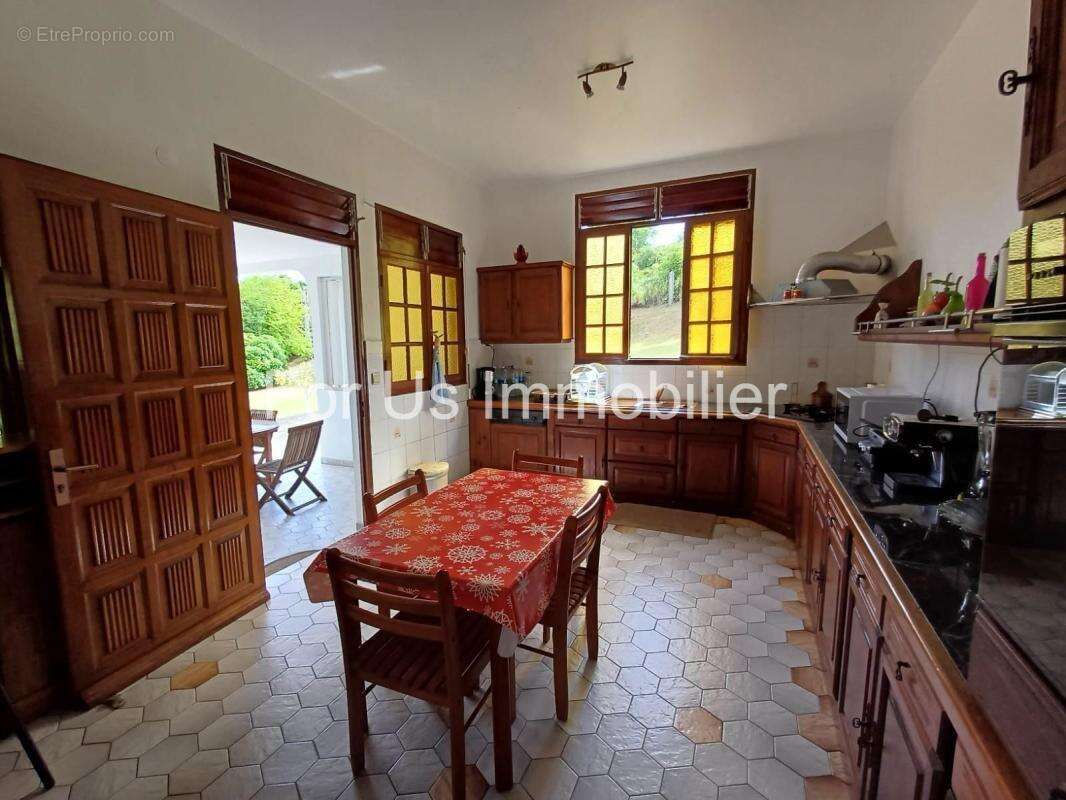 Maison à SAINTE-ANNE