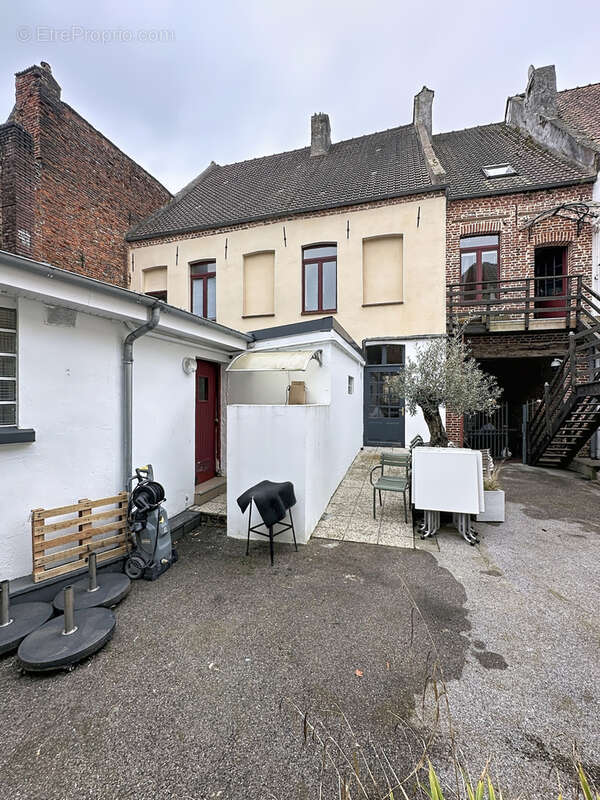 Hôtel particulier situé dans le centre d’Hesdin composé d’un ensemble immobilier d’environ 500 m2 habitable - photo 13