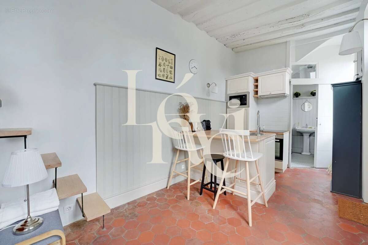 Appartement à PARIS-5E