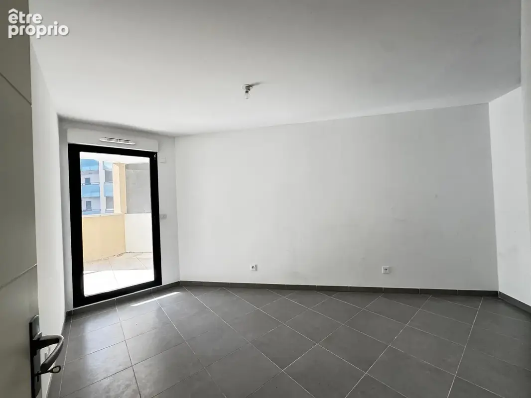A vendre type 4 Aix sud Terrasse et Garage - photo 4
