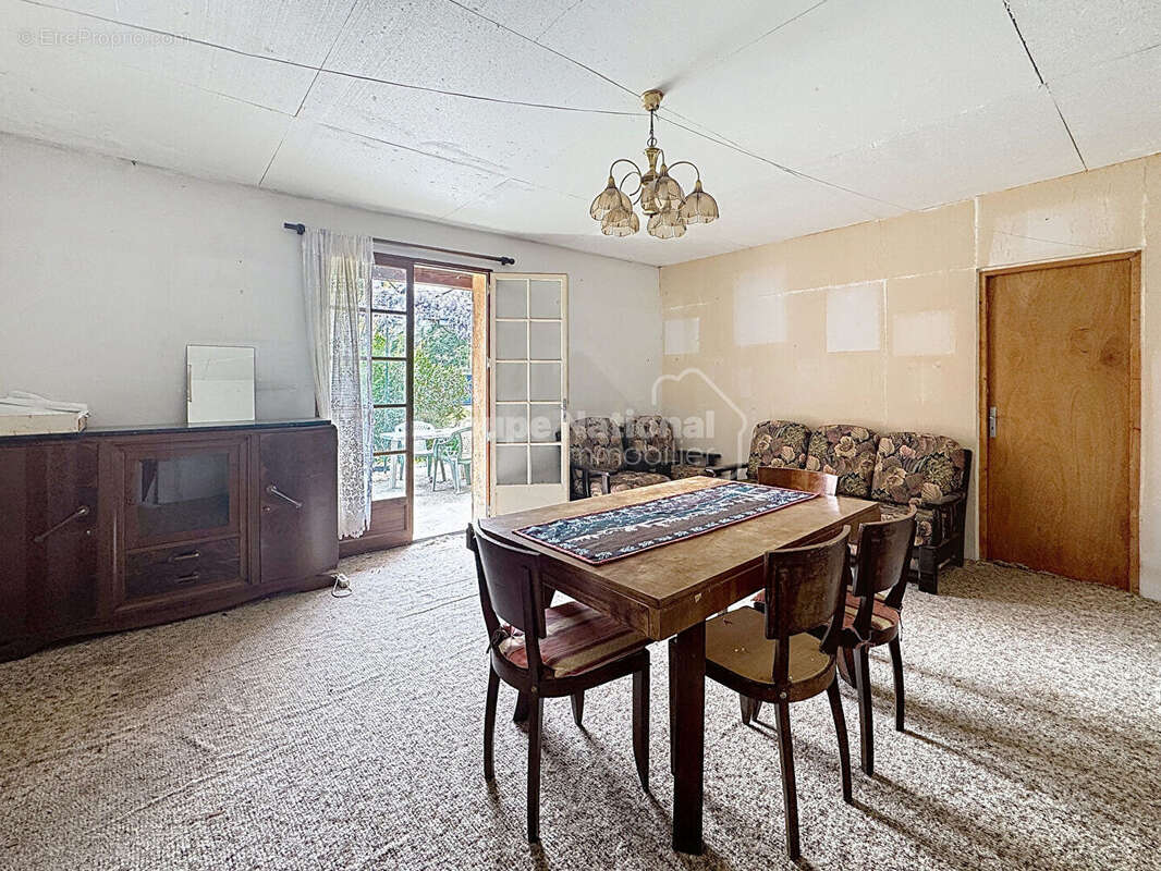 Maison à CHEVAL-BLANC