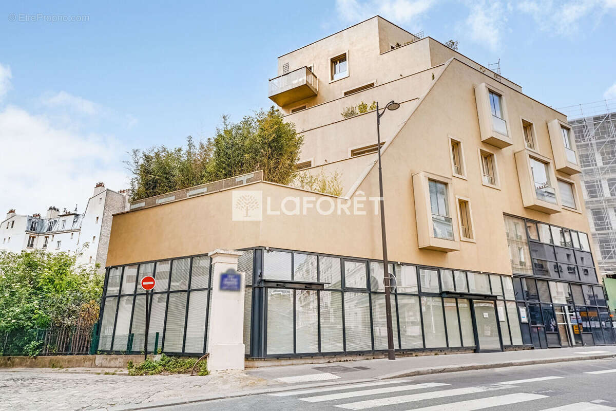Appartement à PARIS-14E