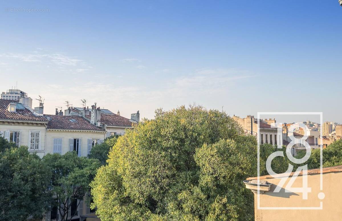 Appartement à MARSEILLE-6E